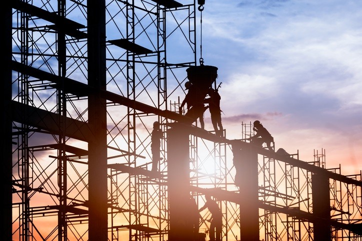 What are the main causes of scaffolding accidents?